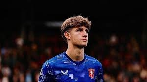 罗马诺：梅努可能在1月离开曼联，那不勒斯对租借他很感兴趣